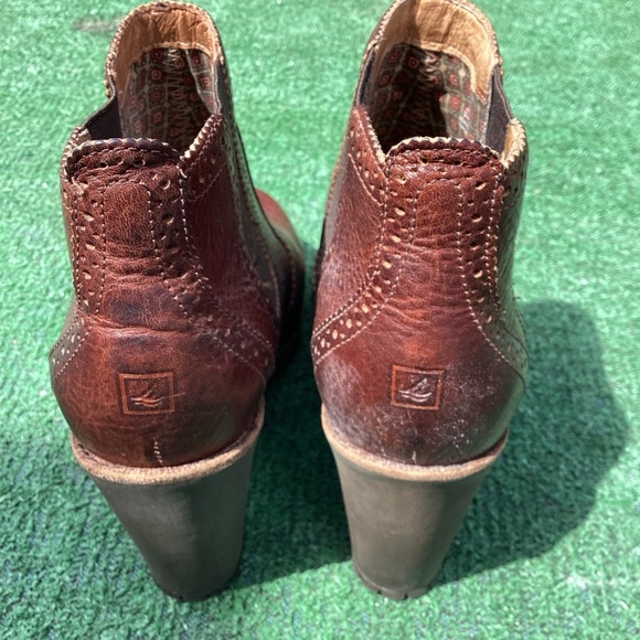 SPERRY TOP-SIDER Claremont Chelsea Maroon / Brown Size 7 Chunky Ankle Boots - Picture 7 of 8